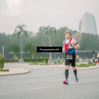 Runner Photo 6743153