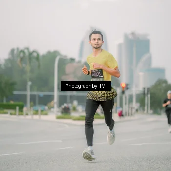 Runner Photo 6743186