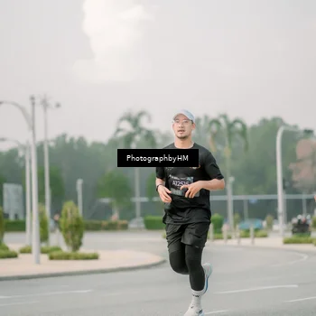 Runner Photo 6743196