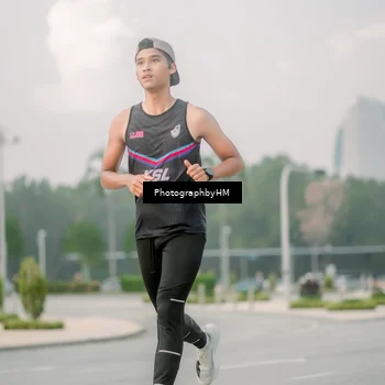 Runner Photo 6743207