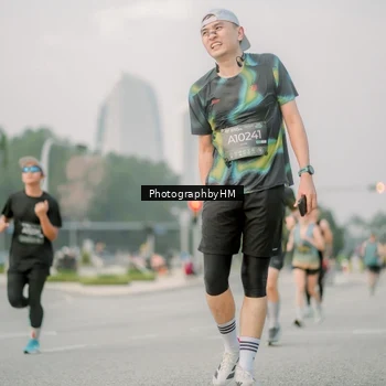 Runner Photo 6743229