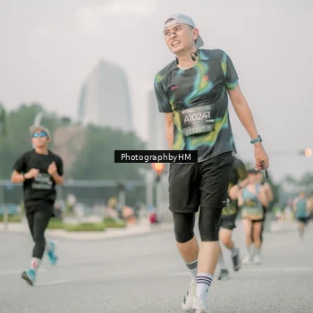 Runner Photo 6743235