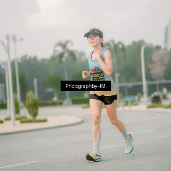 Runner Photo 6743236
