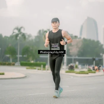 Runner Photo 6743269