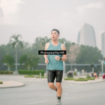 Runner Photo 6743272