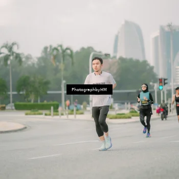 Runner Photo 6743291