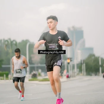 Runner Photo 6743348