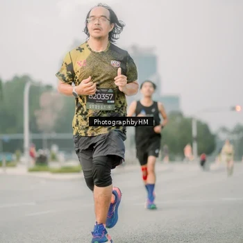 Runner Photo 6743360