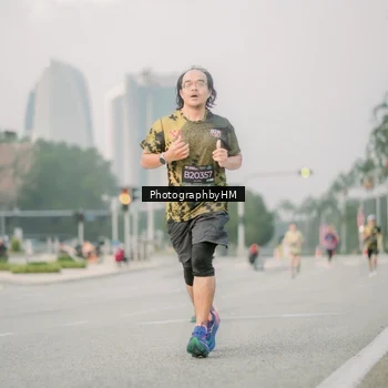 Runner Photo 6743362