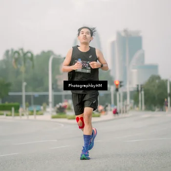 Runner Photo 6743373
