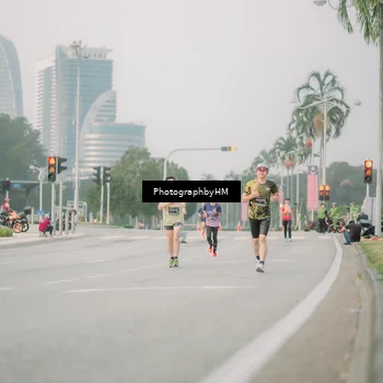 Runner Photo 6743381