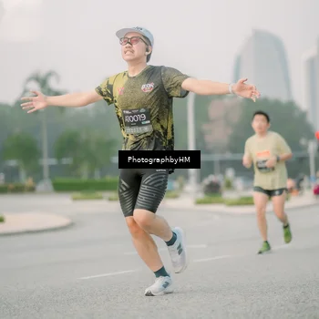 Runner Photo 6743417