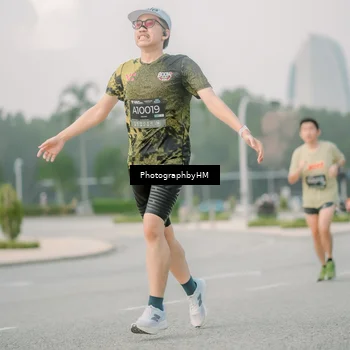 Runner Photo 6743421