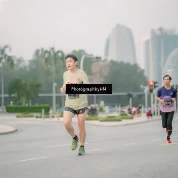 Runner Photo 6743423