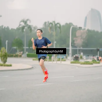 Runner Photo 6743474