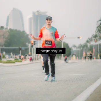 Runner Photo 6743478