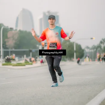 Runner Photo 6743490