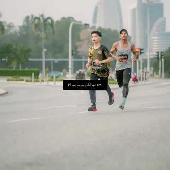 Runner Photo 6743522