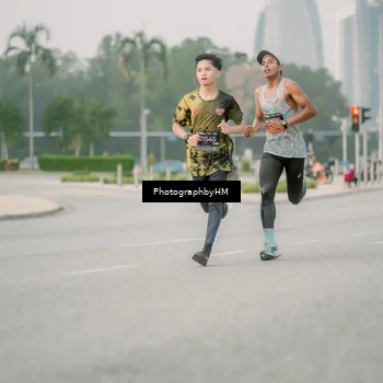 Runner Photo 6743534