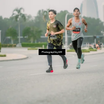 Runner Photo 6743537
