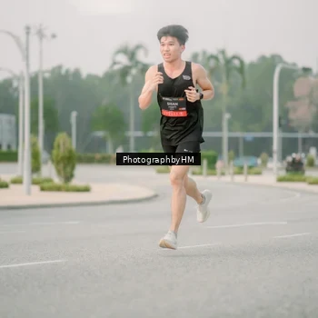 Runner Photo 6743559
