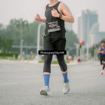 Runner Photo 6743563