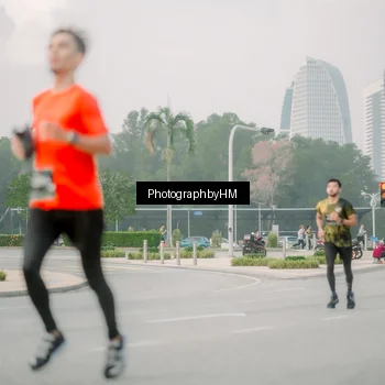 Runner Photo 6743581