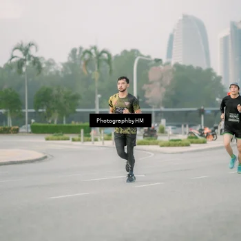 Runner Photo 6743589