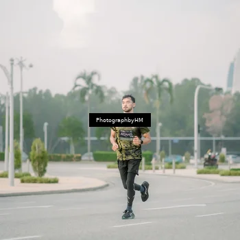 Runner Photo 6743596
