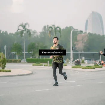 Runner Photo 6743604