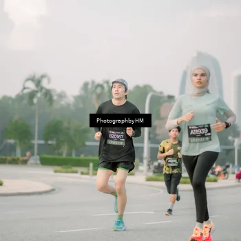 Runner Photo 6743607