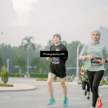 Runner Photo 6743609
