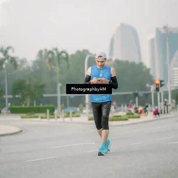 Runner Photo 6743635