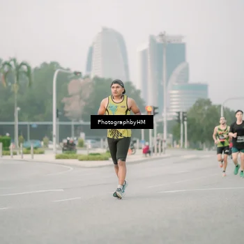 Runner Photo 6743657
