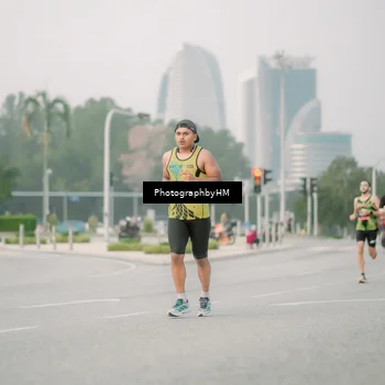 Runner Photo 6743664