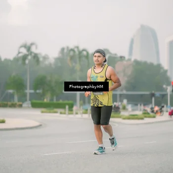 Runner Photo 6743675