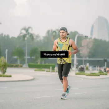 Runner Photo 6743679