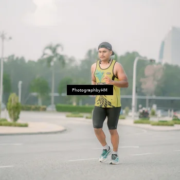Runner Photo 6743681