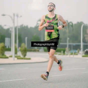 Runner Photo 6743692