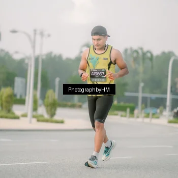 Runner Photo 6743693