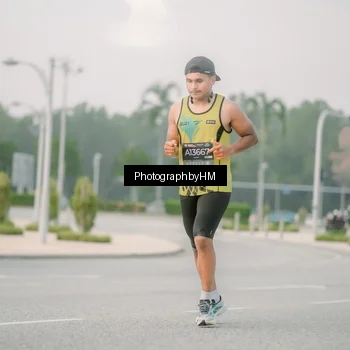 Runner Photo 6743697