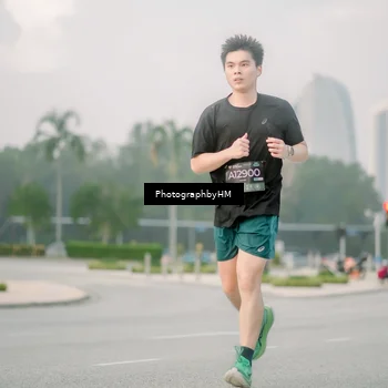 Runner Photo 6743706