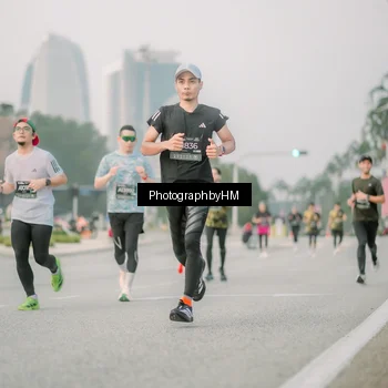 Runner Photo 6743731