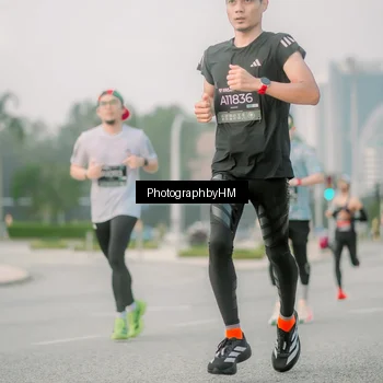 Runner Photo 6743744