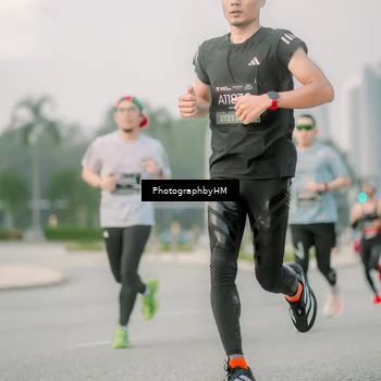 Runner Photo 6743749