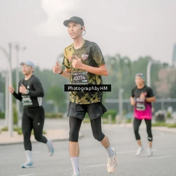 Runner Photo 6743782