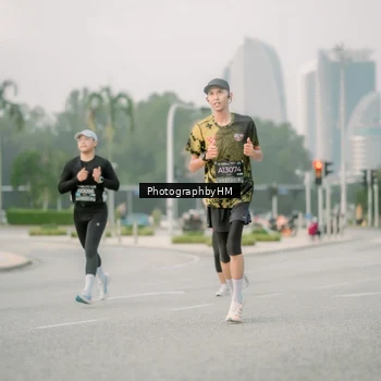 Runner Photo 6743783