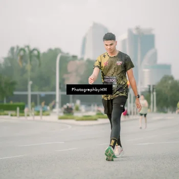 Runner Photo 6743828