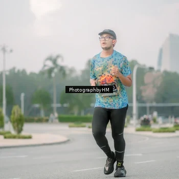 Runner Photo 6743885