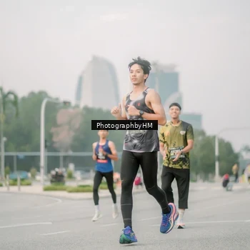 Runner Photo 6743886